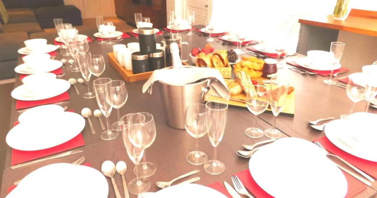 Apartamento The Gillygate Gathering - City Centre - Sleeps Up To 18 York Reino Unido